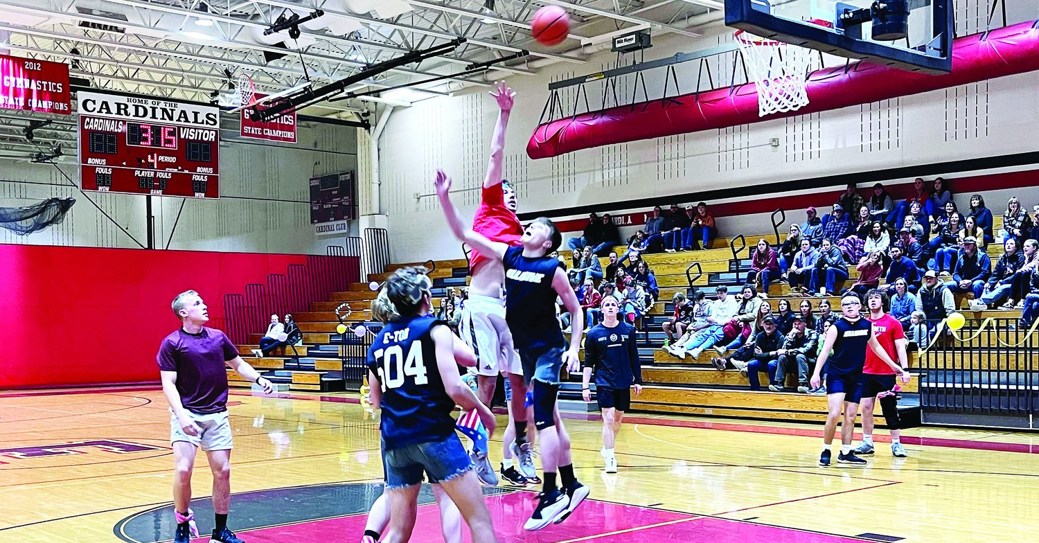 Games each lasted four minutes at the Hunter&rsquo;s Legacy basketball tournament held March 11 in the Elizabeth High School gym. The yearly charity fundraiser is a tribute to Hunter Neelley, an Elizabeth High School student who lost his life to cancer in 2014.