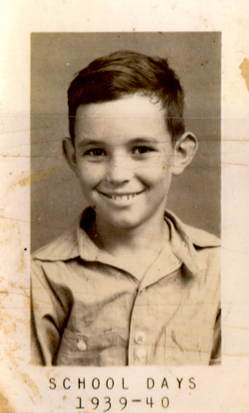 THIS ARNOLD SCHOOL photo shows Winston Varnell in 1939-40.