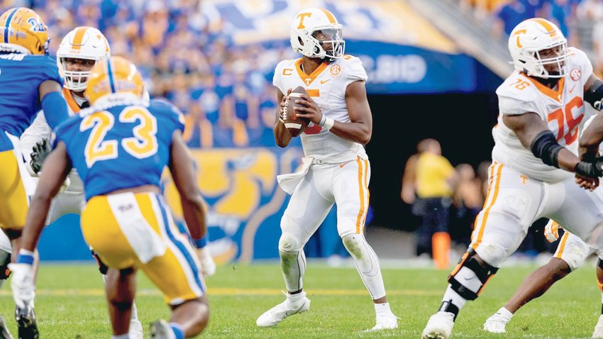 TENNESSEE QUARTERBACK Hendon Hooker (5) surveys the field against Pittsburgh Saturday. The No. 15 Volunteers are back in Knoxville this weekend to take on Akron.