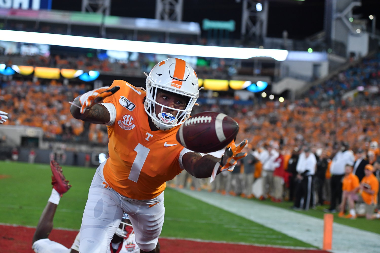 Tennessee Volunteers wide receiver Marquez Callaway (1) reaches for a pass in the end zone but can't quite get it during the first half of the Gator Bowl NCAA football game against the Indiana Hoosiers Thursday, January 2, 2020, at TIAA Bank Field in Jacksonville, Fla.