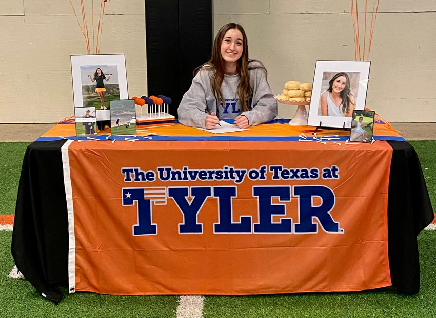 Aledo graduate Aly Saunders, who will play for the University of Texas at Tyler in the fall, finished sixth in the Fort Worth Girls Junior Golf Championship. She received the Wendell Conditt Award for leading after the first round.