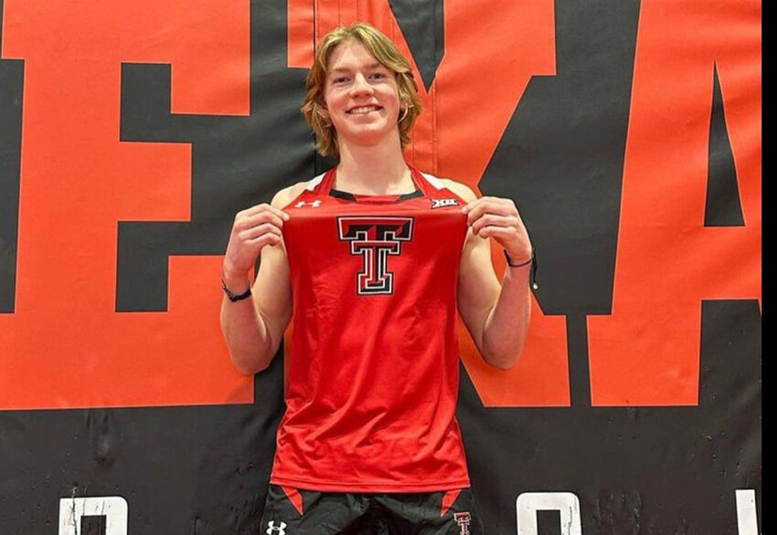 .Aledo pole vaulter Sean Gribble has committed to compete for Texas Tech in college. The senior has the highest vault in the state and second highest in the nation this season at 17 feet, 0.75 inches.