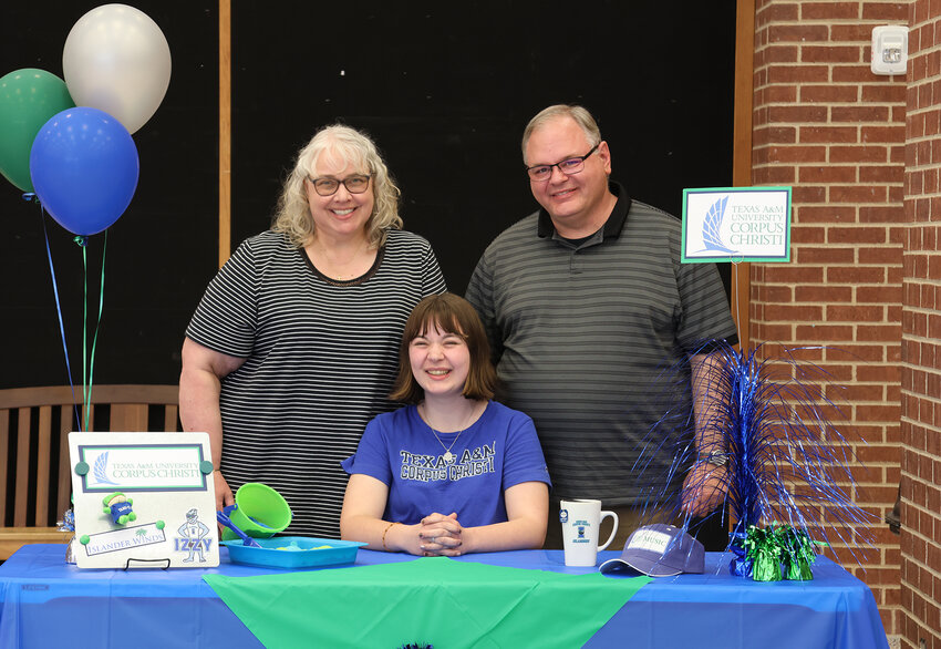 Allison Maruschak signed with Texas A&M Corpus Christi in band. She is shown with Amy Jo and James Maruschak.