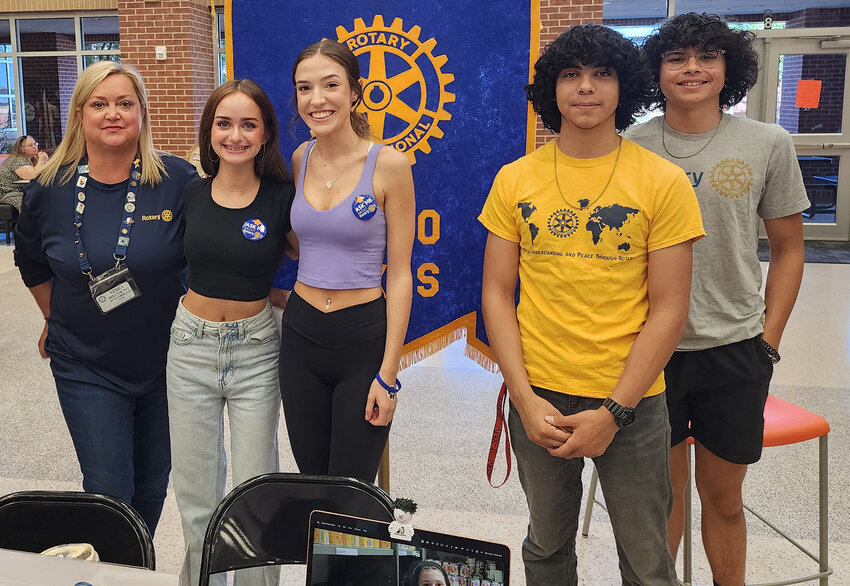 Rotary Club representatives were (from left) Dr. Renea Skelton, Chloe Skelton, Bronwyn Coppinger, James Price, and Isaac Price.