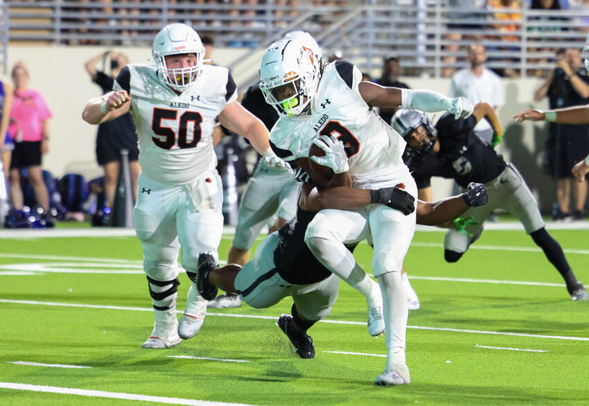 Sophomore Raycine Guillory had 29 carries, 138 yards, and four touchdowns against Guyer.