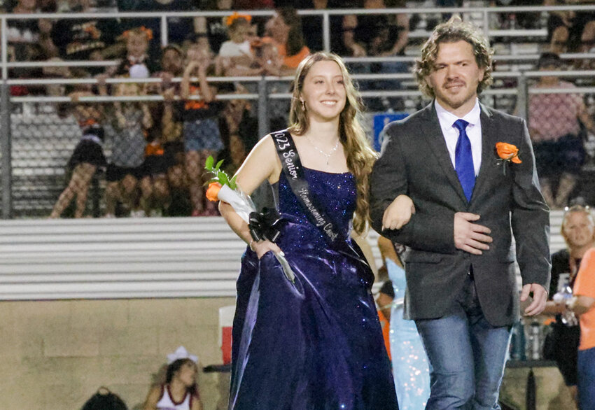 Trinity Hindman was escorted tonight by her father, Cody Hindman.