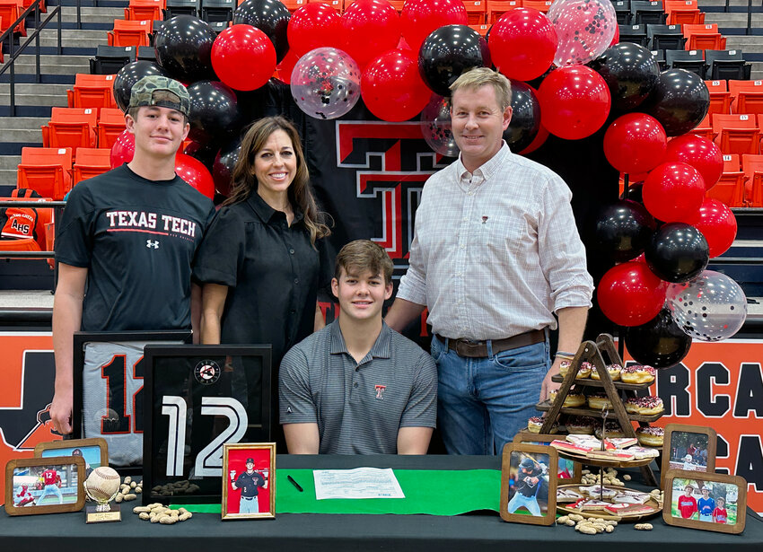 Ryan Jones – Texas Tech University – Baseball.Brandon, Summer and Adam Jones