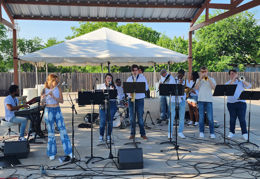The Weatherford College Jazz Orchestra entertained visitors.