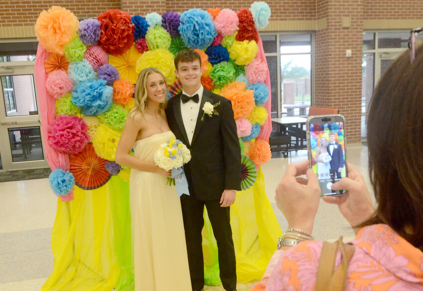 Campbell Cayce and Evan Thompson pose for a photo by Campbell’s mother, Mary Katherine Cayce, during Aledo High School’s Promenade on May 4. More coverage of Promenade, Prom, and other spring senior class activities will be in our annual graduation section later this month.