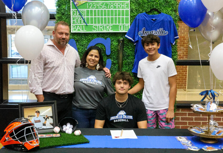 Brennon Evans – Amarillo College, baseball.Brian, Linda and Brock Evans