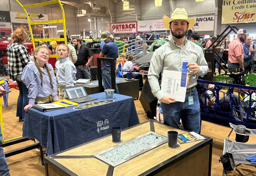 Noah Hight's outdoor propane burner coffee table won a blue ribbon.