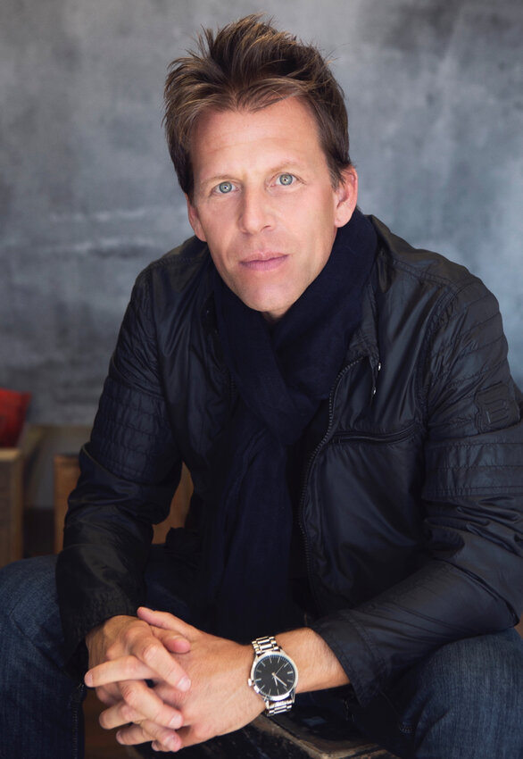 Bill McAdams received a Best Director nomination for the upcoming International Christian Film and Music Festival.