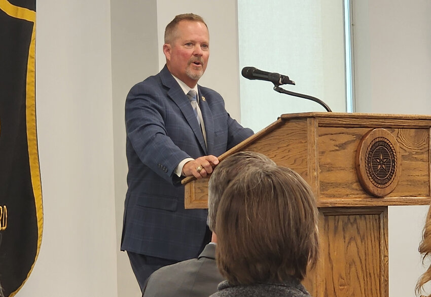Brent Gough, this year’s Weatherford College Alumnus of the Year, addresses the crowd at the school’s annual Alumni Awards Luncheon on March 28.