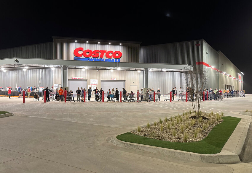 Rosendo and Rebecca were the first in line to enter the new business. They arrived at their place in line at 1 a.m. Saturday, March 15.