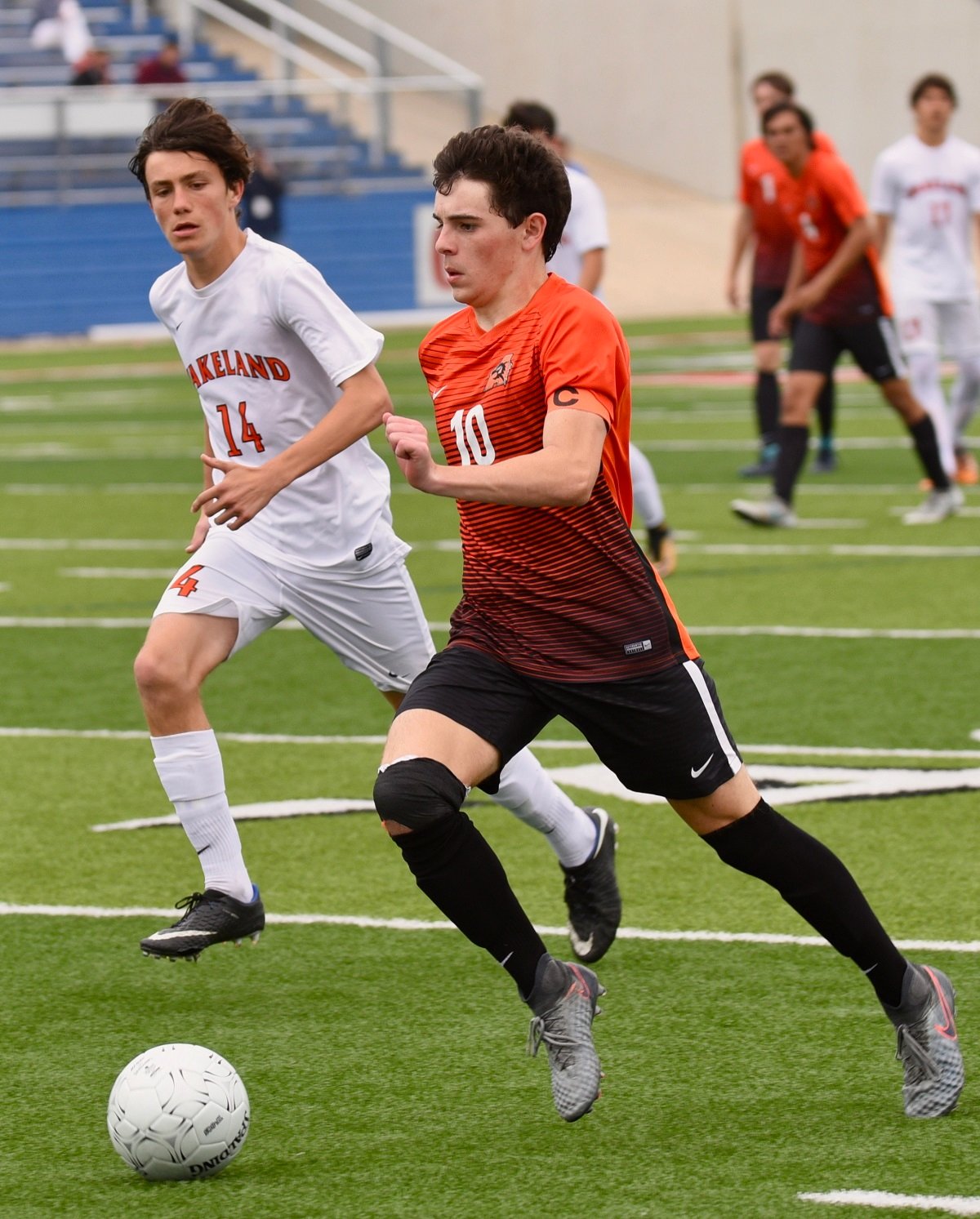 Aledo senior midfielder Max Owens (10) advances the ball down field during the 5A state championship match.