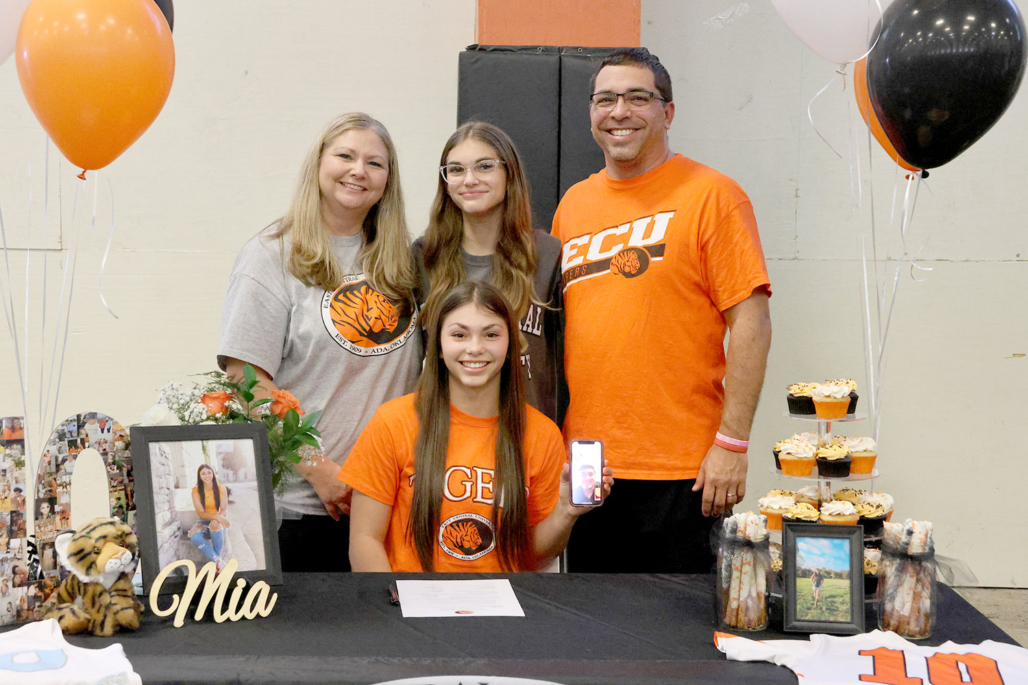 Mia Little – East Central University volleyball.Brandi, Troy and Marysa