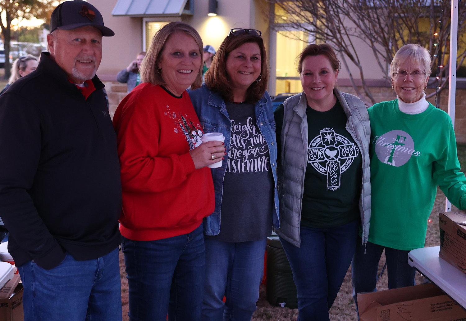 Members of First Baptist Church of Weatherford served hot chocolate. Shown are (from left) Dale Reed, Mary Beth Reed, Holly Branch, Hylda Nugent, and Debbie Pipes.