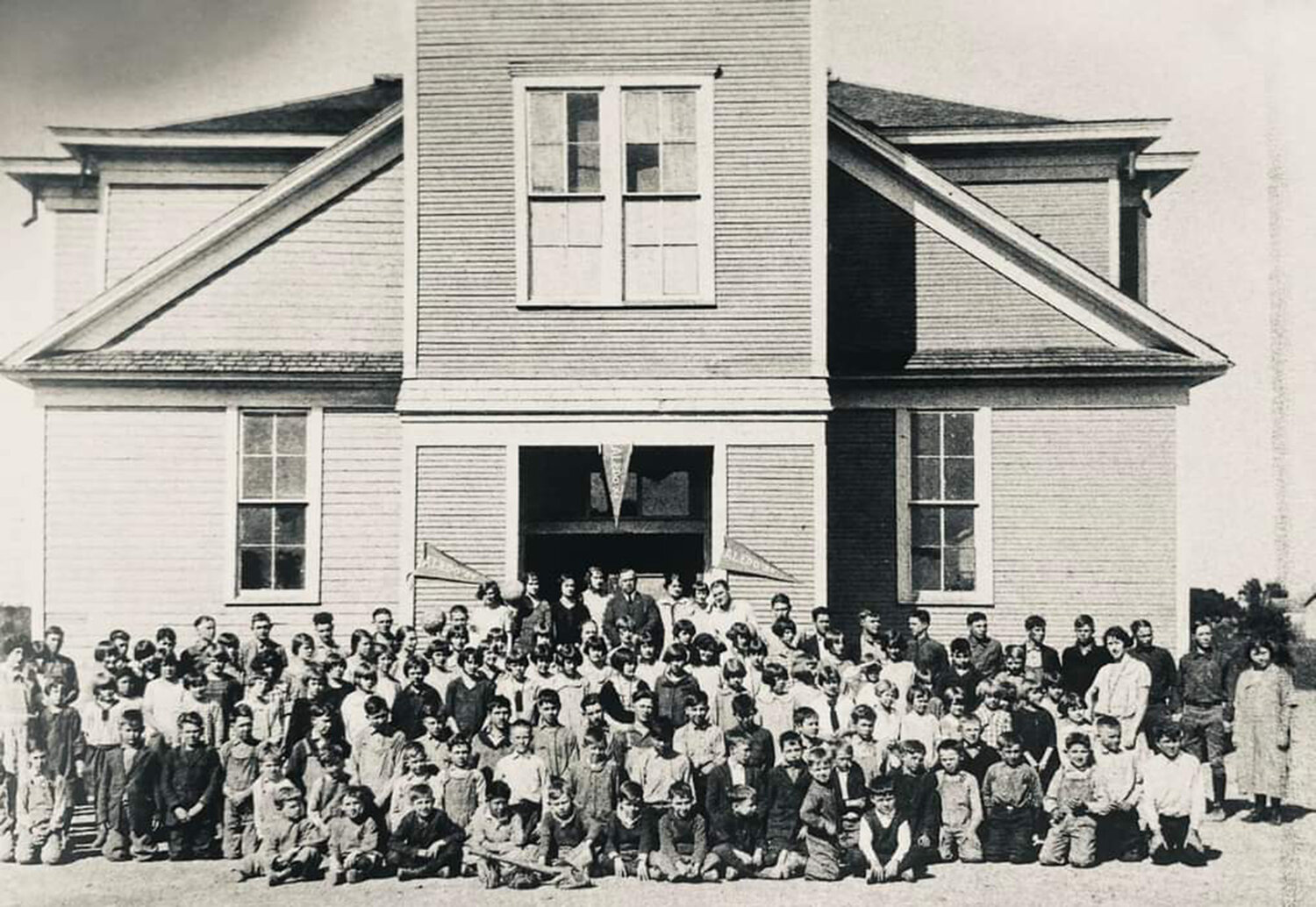 This photo is believed to be pre-1923 before the new Aledo School opened in 1924. It was south and east of the FM 1187 campus and opened in 1893.