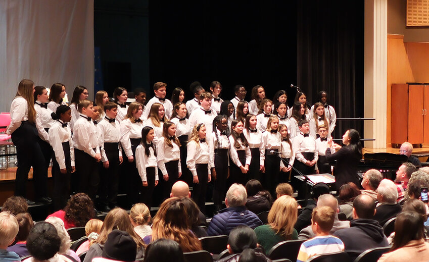 The 6th grade Select Chorus presented the traditional &lsquo;Carol of the Bells&rsquo; arranged by Peter Wilhousky