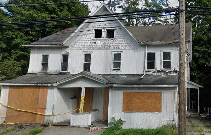 The deadline has passed for the owner of 3537 Montgomery Street to make repairs to an unsafe building.