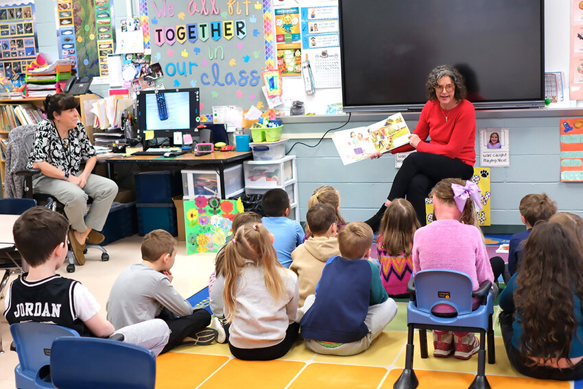 Ulster County Executive Jen Metzger participated in a Cornell Cooperative reading program at the Highland Elementary School.