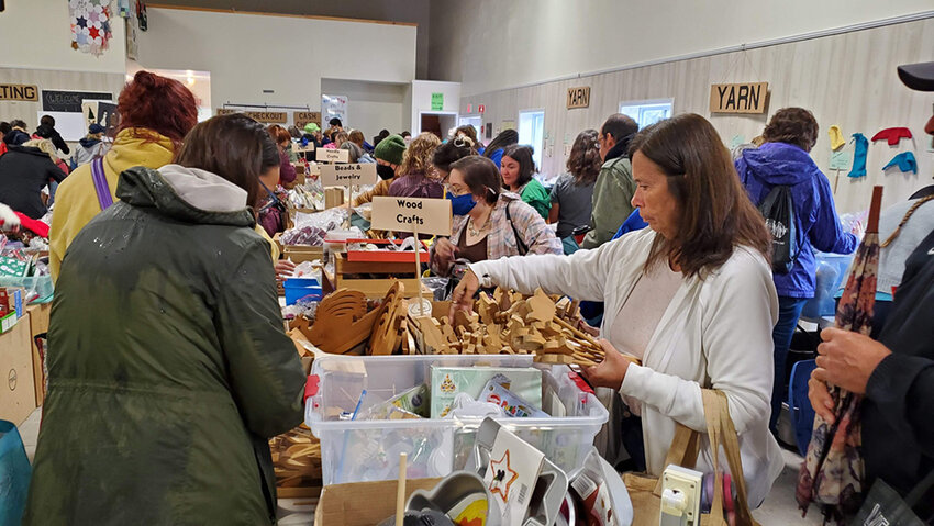 The Gardiner Library’s huge Craft, Fabric, Yarn Sale will be held on Saturday September 21 from 10 AM to 4 PM at Majestic Park@the Pole Barn, 40 Murphy Lane, Gardiner.