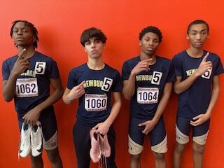 1st place Freshman 4X200m relay 1:40.99 Autro Martinez, Benjamin Bermudez, Robert Robinson, and Masin James.