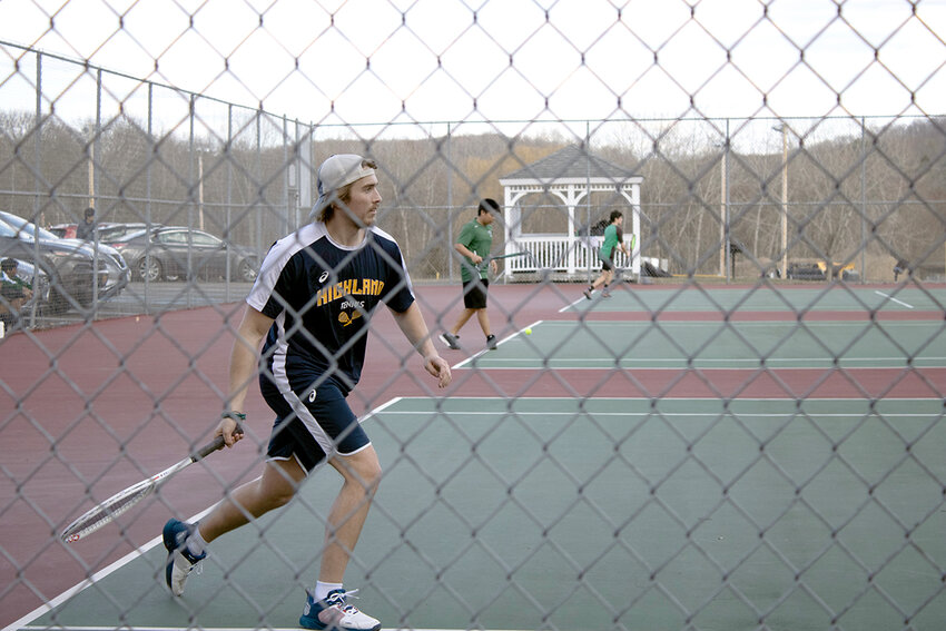 Teddy Druttman approaches the net in his set.