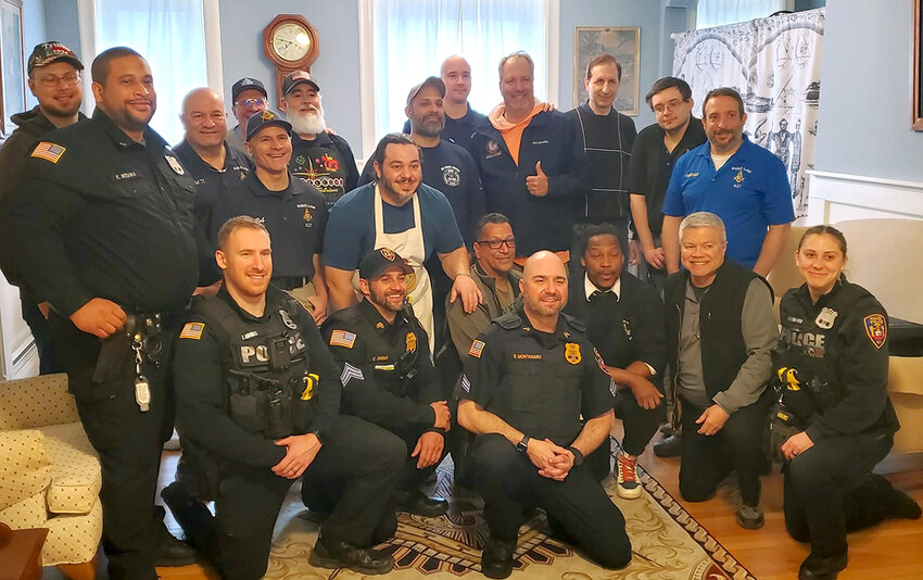 Members of the Wallkill Lodge 627 with the Walden Police Department, Mayor John Ramos, and OC District Attorney David Hoovler at the lodge’s breakfast.