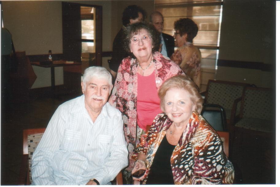 My mom Pola Bradman is standing, with Ben Gefen the first shaliach to Cuba from Hanoar Hazioni, and Batia Gambach, organizer of the 60th anniversary reunion.