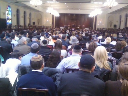 Over 800 men, women and children filled the Beth Sholom main sanctuary on Yom Hashoah on Sunday.