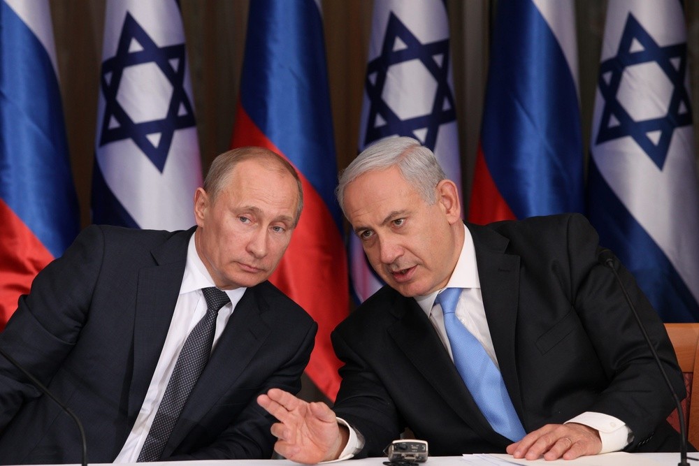 Prime Minister Benjamin Netanyahu holds a joint press conference with Russian President Vladimir Putin at Netanyahu