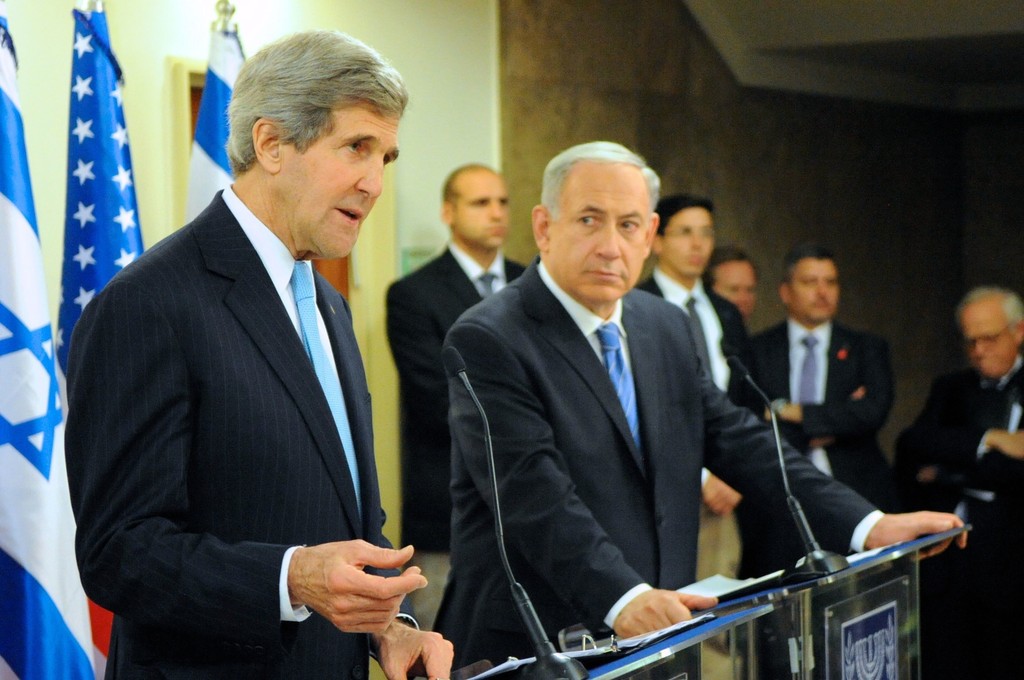 Prime Minister Netanyahu with Secretary of State Kerry in Jerusalem on Jan. 2.