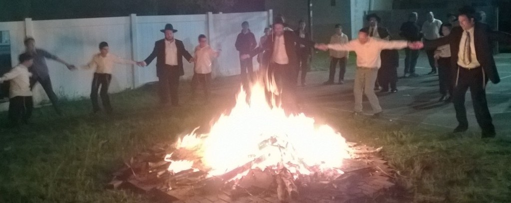 Bonfire at the Young Israel of Wavecrest-Bayswater, sponsored by Russo
