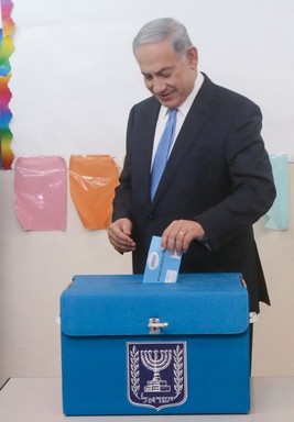 Prime Minister Netanyahu votes on Tuesday.
