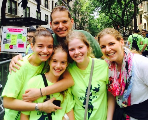 The Weiss family got together after Leora (a senior), Zehava (a junior), and Aderet (a fifth grader) finished marching with HANC (the Hebrew Academy of Nassau County).
