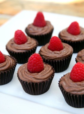 Vegan Chocolate Mousse in Chocolate Cups