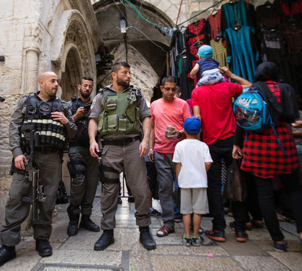 Israeli police guard an entrance to Jerusalem&rsquo;s Temple Mount during Pesach.