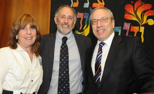 Speakers at last week&rsquo;s Five Towns Yom Ha&rsquo;Zikaron and Yom Ha&rsquo;Atzmaut program at the Young Israel of Woodmere (from left): Susie and Rabbi Stewart Weiss, and YIW Rabbi Hershel Billet.