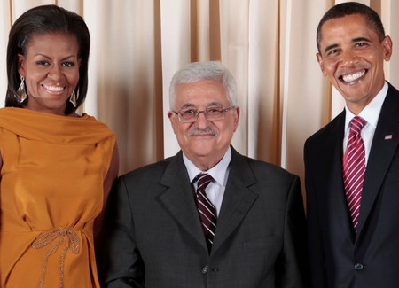 President Obama and First Lady Michelle Obama pose with Palestinian Authority President Mahmoud Abbas during a reception at the Metropolitan Museum in 2009.