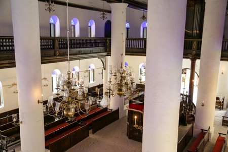 Mikve Israel Emanuel Synagogue