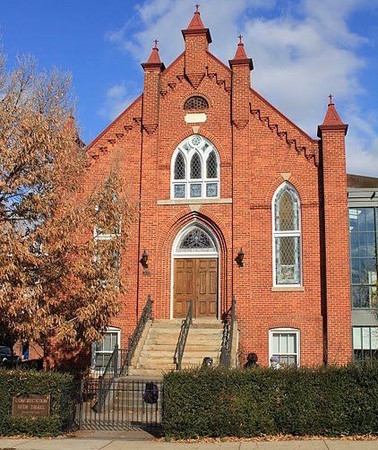 Charlottesville&rsquo;s Congregation Beth Israel. As three white supremacists with semi-automatic weapons stood across from the synagogue, congregants recently left through the back door.