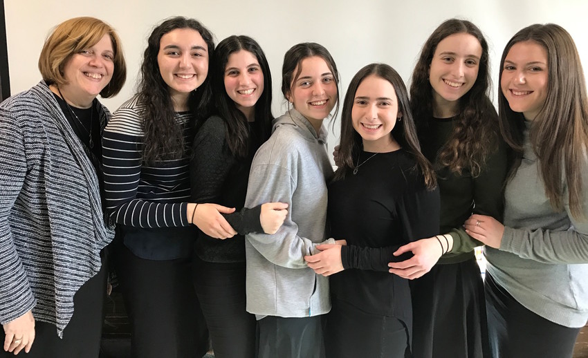 From left with Head of School Helen Spirn: Neima Inslicht, Shoshana Reichman, Aliza Lerman, Shoshana Rockoff, Ayelet Aharon, and Yael Scheinman.