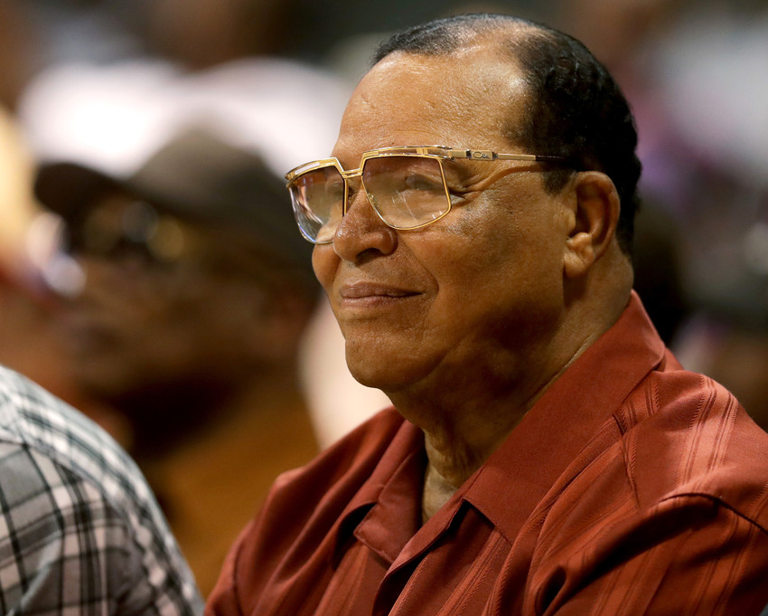 Louis Farrakhan at a basketball game in Chicago in July 2017.