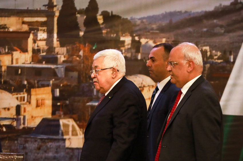 Palestinian president Mahmoud Abbas delivers a speech regarding the Middle East peace plan, at the Palestinian Authority headquarters, in the West Bank city of Ramallah, January 28, 2020.