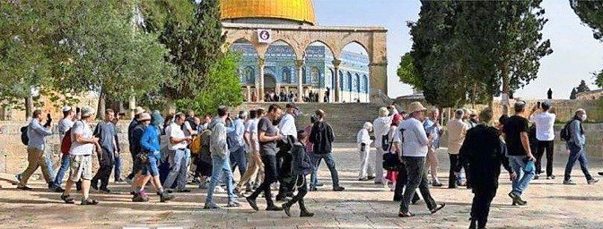 A Jewish group tours the Temple Mount under police supervision. When the Palestinian newspaper Al-Quds published this photo in April, the caption claimed the tourists were &ldquo;breaking into the Al-Aqsa Mosque&rdquo; on the &ldquo;so-called Passover holiday&rdquo; on April 19.