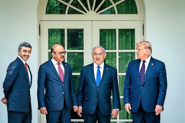 Prime Minister Netanyahu is flanked by UAE Minister of Foreign Affairs Abdullah bin Zayed Al Nahyan (left), Bahrain Minister of Foreign Affairs Dr. Abdullatif bin Rashid Al Zayani, and President Trump, at the White House, Sept. 15, 2020.