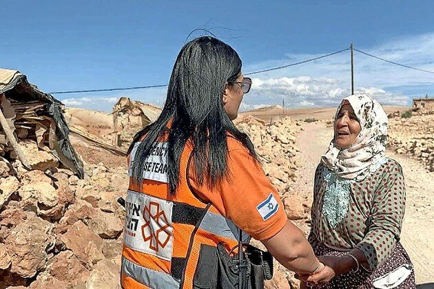 United Hatzalah volunteer helping an earthquake victim in Morocco&rsquo;s High Atlas Mountains on Sept. 10.