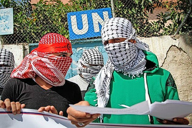 Palestinians demonstrate in the Balata refugee camp against the policies of Scott Anderson, director of UNRWA in Judea and Samaria, Sept. 17, 2017.