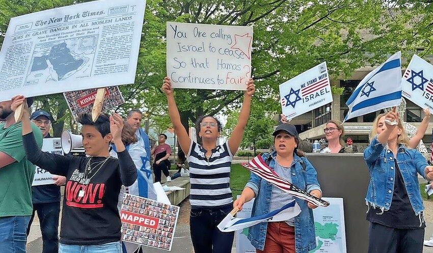 A pro-Israel counter-demonstration at MIT on May 15.